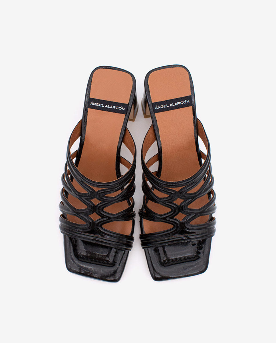 JEANNE - Sandalias de mujer con tacón de piel grabada – negro – Talla 39 – Ángel Alarcón