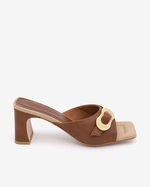 JELKE – Mule de piel con hebilla carey y tacón ancho – camel – Talla 35 – Ángel Alarcón