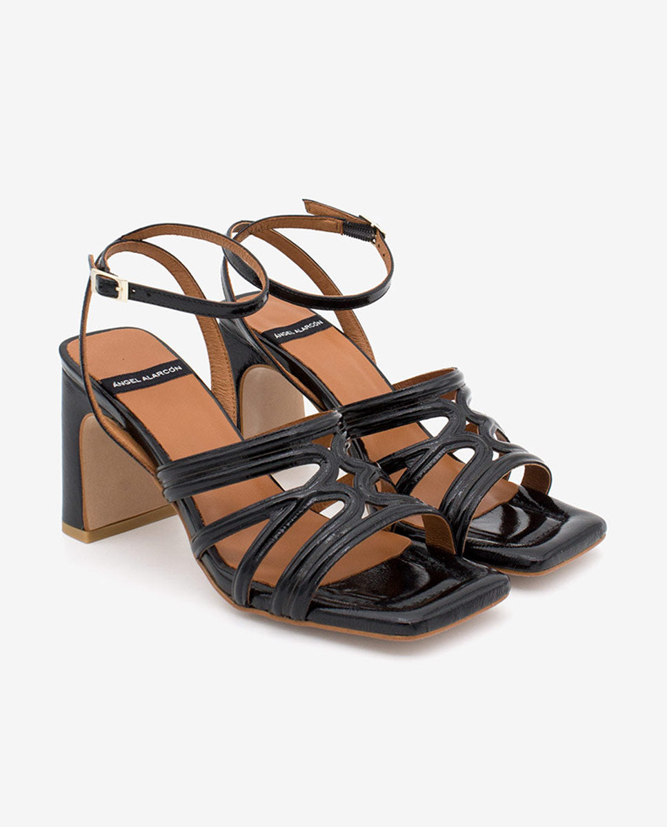 PANNE – Sandalia de piel brillante grabada con tacón alto – negro – Talla 39 – Ángel Alarcón