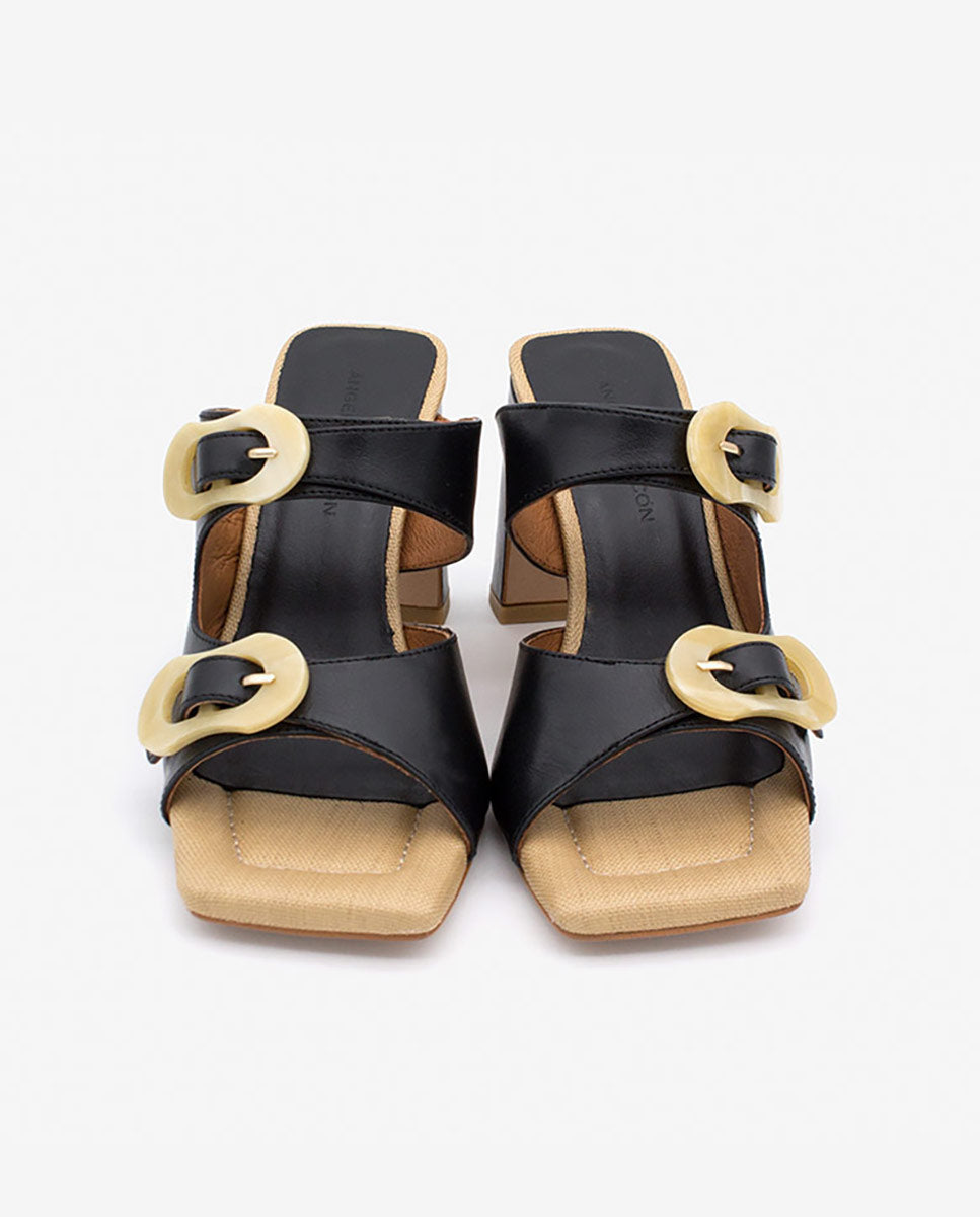 PALKE – Mule de tipo sandalia de piel con hebillas de carey y tacón alto – camel – Talla 37 – Ángel Alarcón