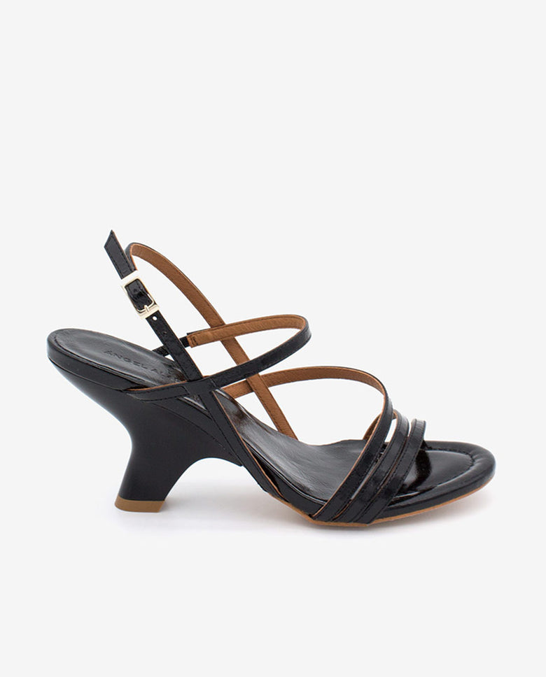 KARAN – Sandalia de tiras de piel texturizada con tacón de diseño – negro – Talla 36 – Ángel Alarcón