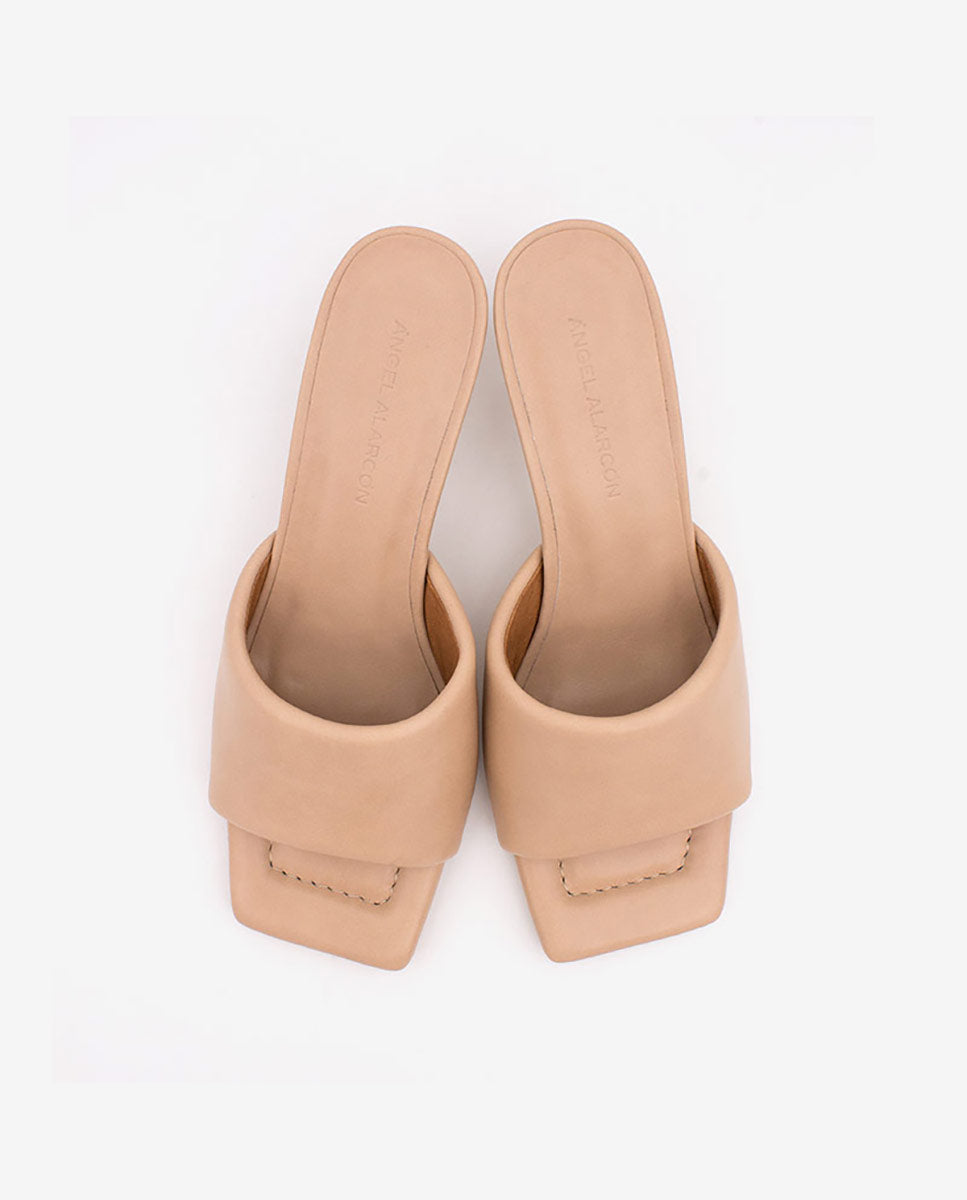 KANSAS – Mule acolchado de tacón bajo – Talla 39 – Ángel Alarcón