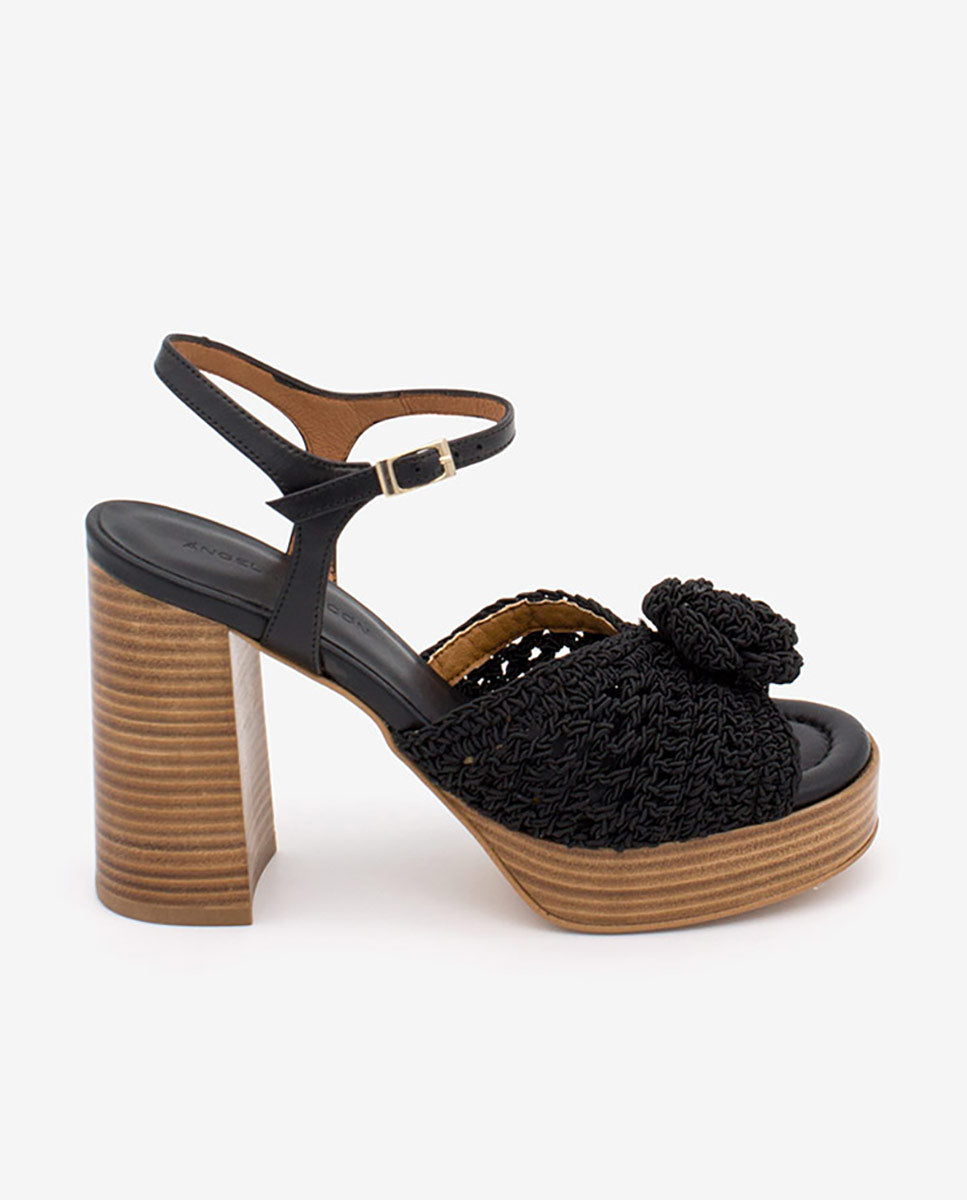 ELTERE – Sandalia de crochet y piel con tacón alto y plataforma – negro – Talla 35 – Ángel Alarcón