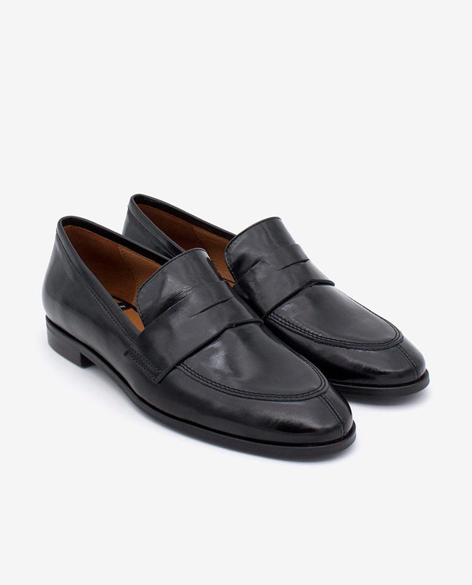 ZAMA – Mocasín de mujer plano de piel – negro – Talla 40 – Ángel Alarcón