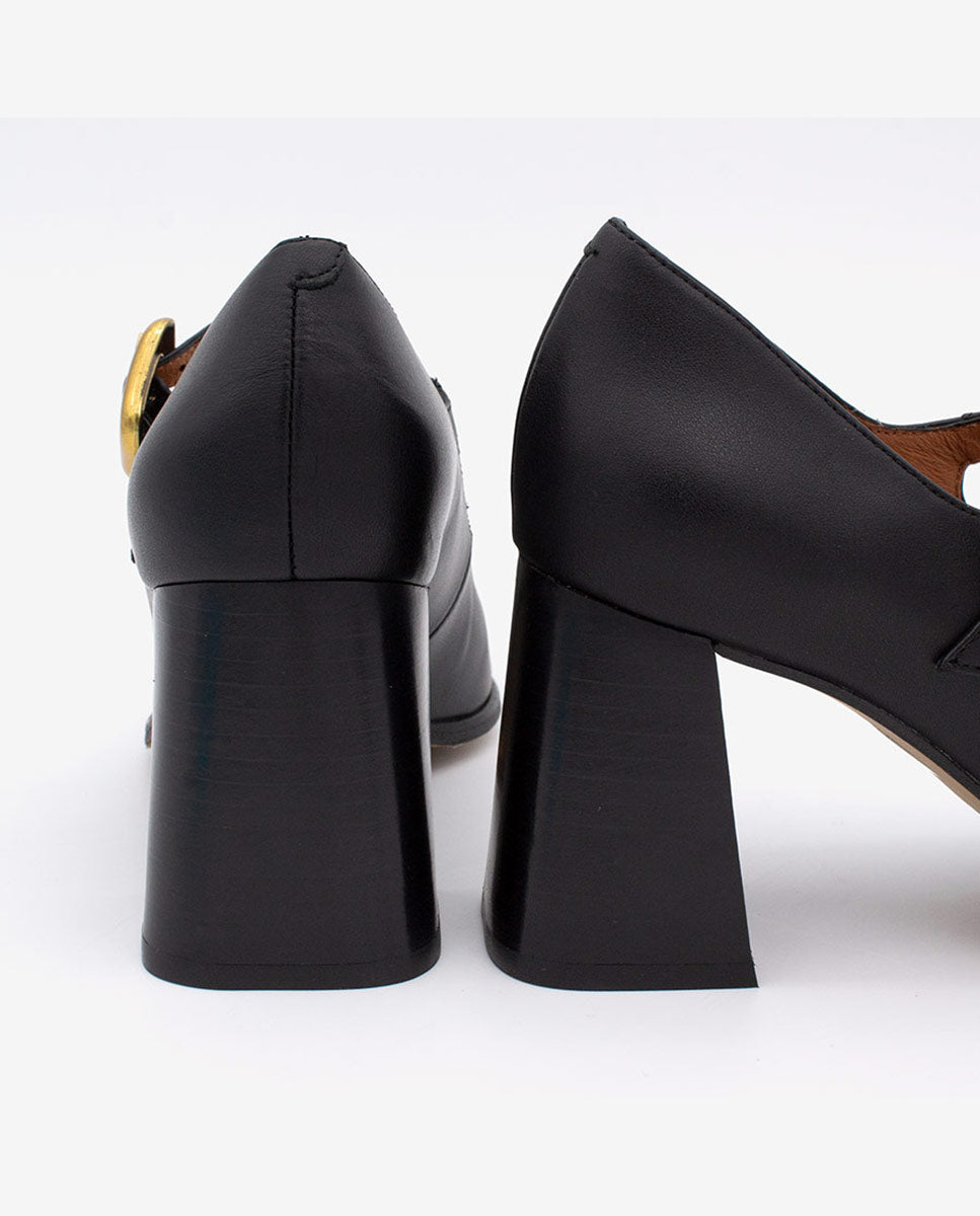 TRILEA – Merceditas de piel con punta fina, tacón ancho y hebilla – negro – Talla 40 – Ángel Alarcón