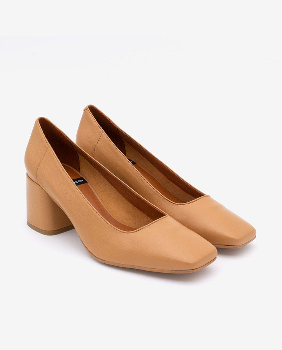LUCIE - Zapatos de salón cómodos con tacón ancho de piel – camel – Talla 37 – Ángel Alarcón