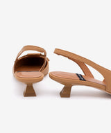 ALINE – Zapatos de salón destalonados de punta fina con lazo de piel – marrón – Talla 36 – Ángel Alarcón