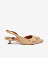 ALINE – Zapatos de salón destalonados de punta fina con lazo de piel – camel – Talla 37 – Ángel Alarcón