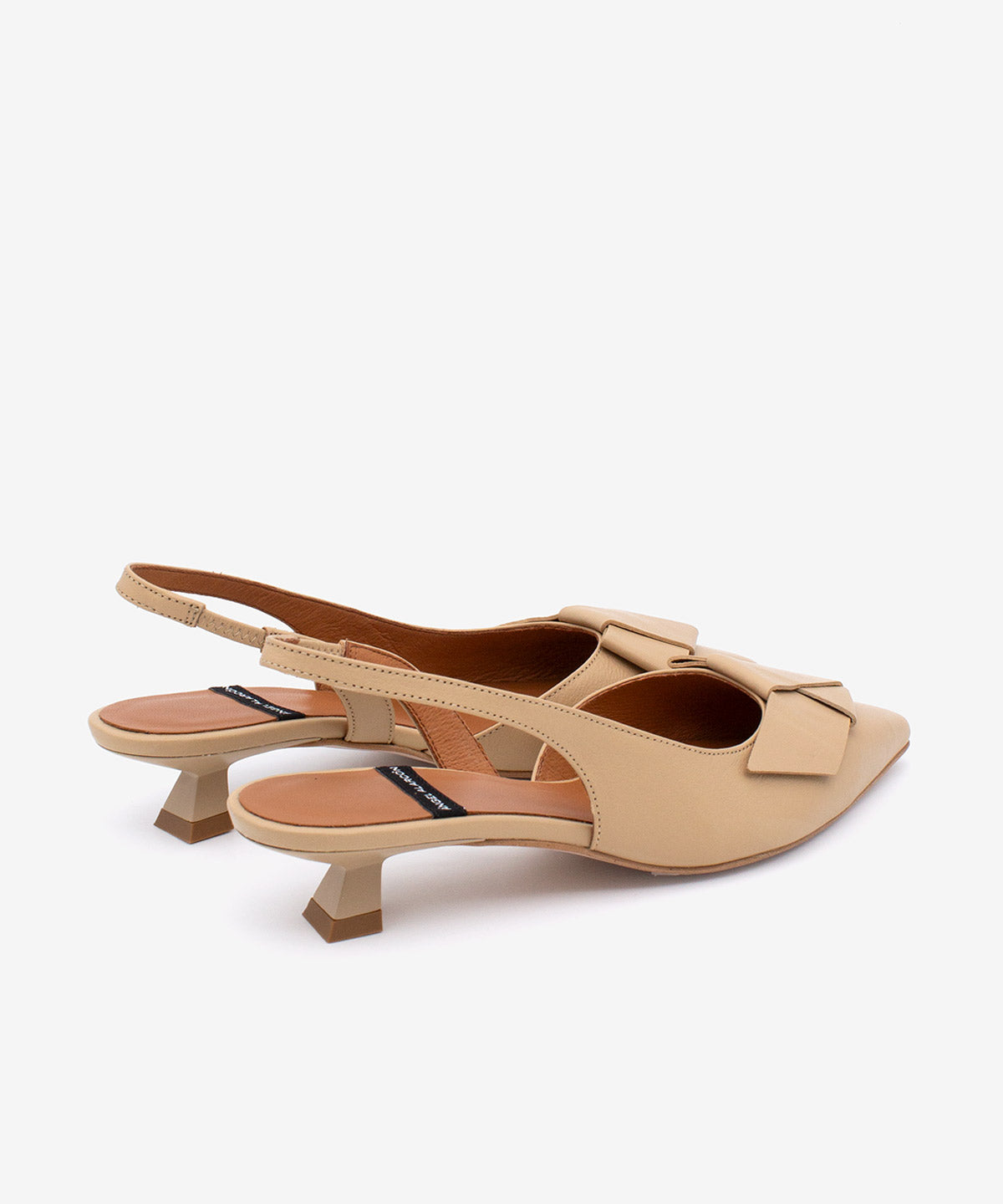ALINE – Zapatos de salón destalonados de punta fina con lazo de piel – camel – Talla 38 – Ángel Alarcón