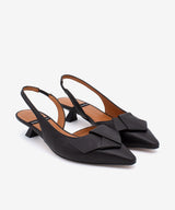 ALINE – Zapatos de salón destalonados de punta fina con lazo de piel – negro – Talla 39 – Ángel Alarcón