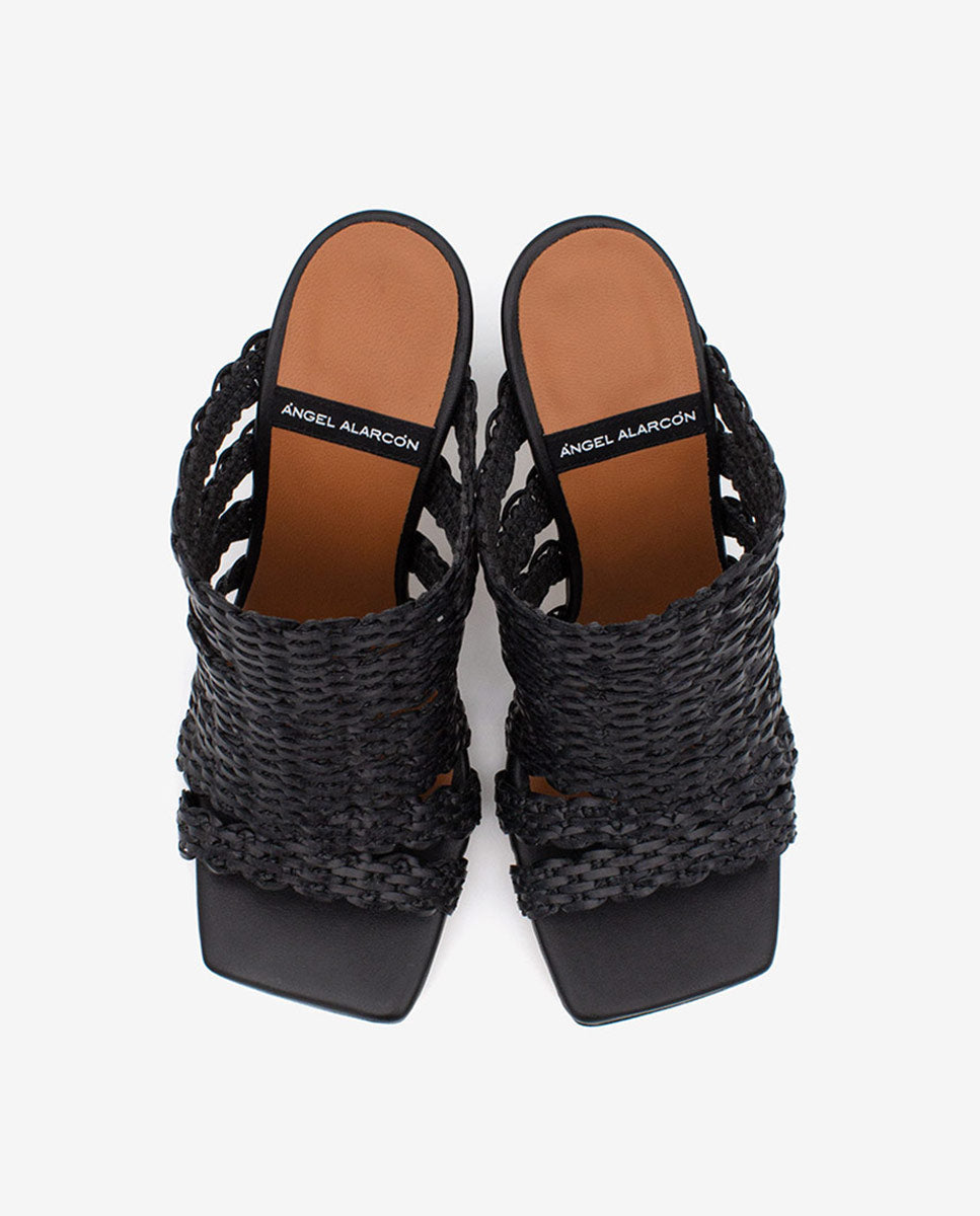 CORINE - Mule de tiras trenzadas tipo sandalia de tacón alto – negro – Talla 37 – Ángel Alarcón