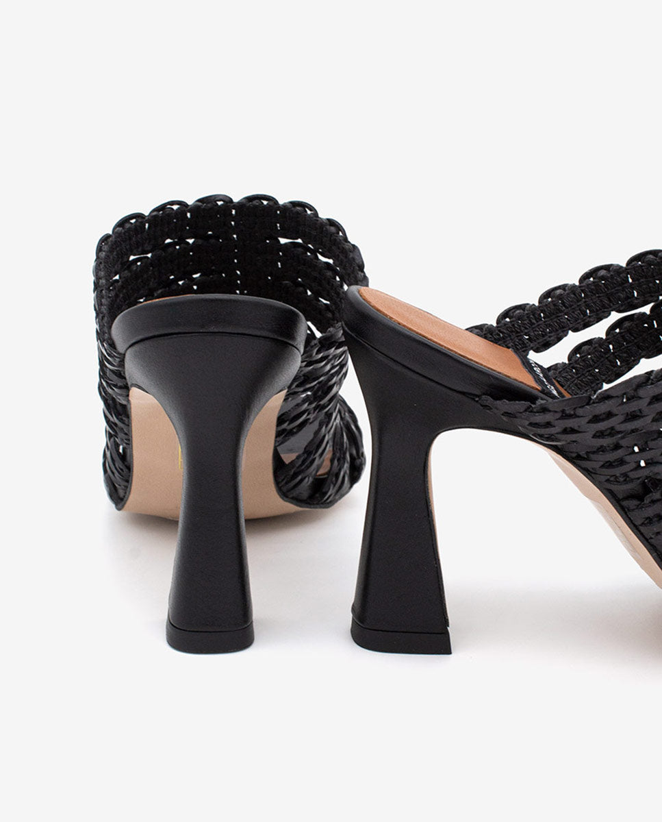 CORINE - Mule de tiras trenzadas tipo sandalia de tacón alto – negro – Talla 38 – Ángel Alarcón
