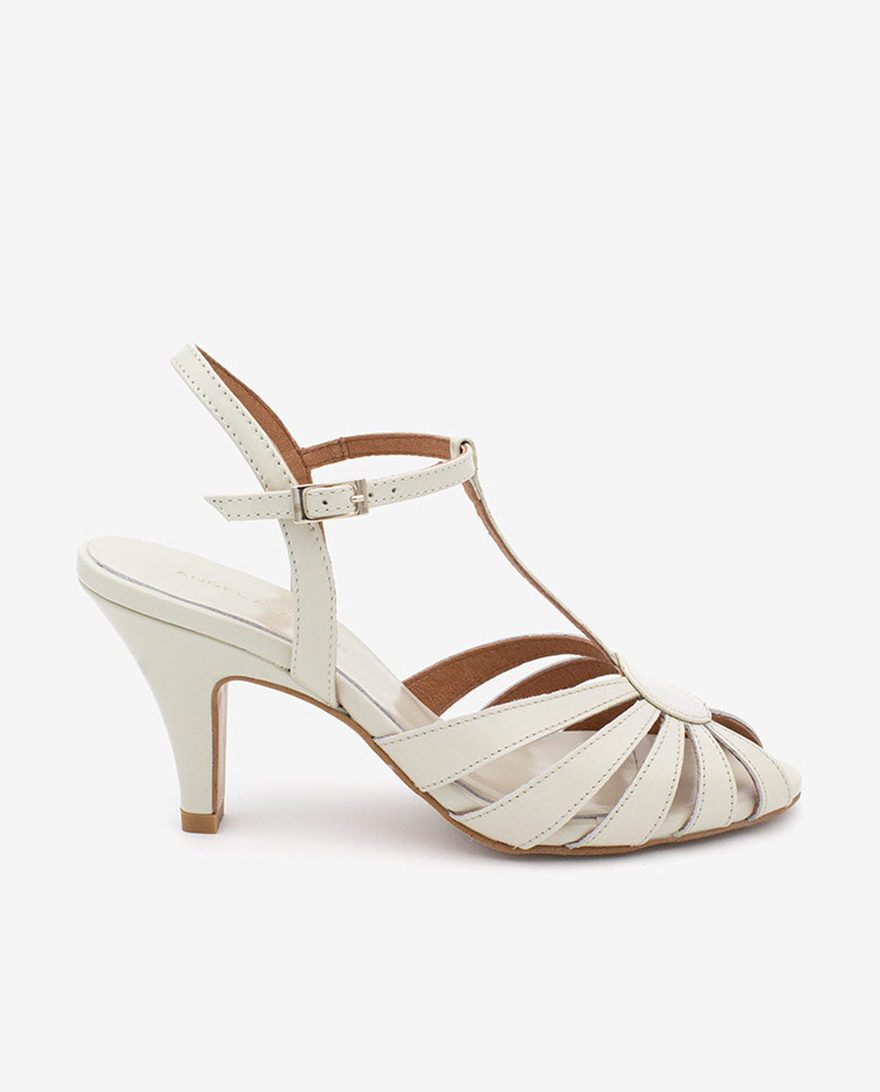 ANNICK – Sandalia de tiras t-strap y tacón fino en piel brillante – Talla 39 – Ángel Alarcón