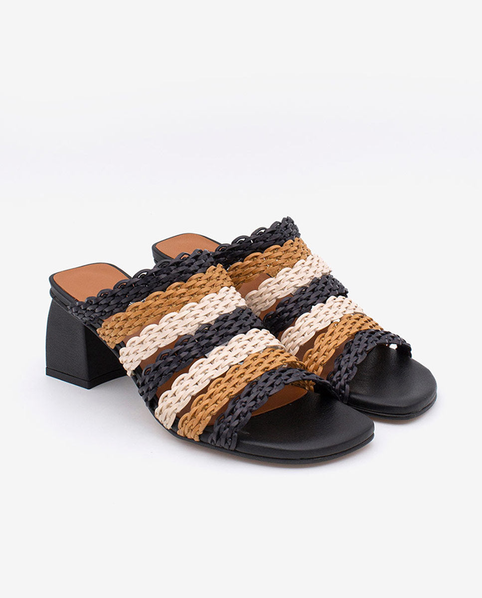 ROSE - Mules de tiras trenzadas multicolor con tacón ancho – negro – Talla 37 – Ángel Alarcón