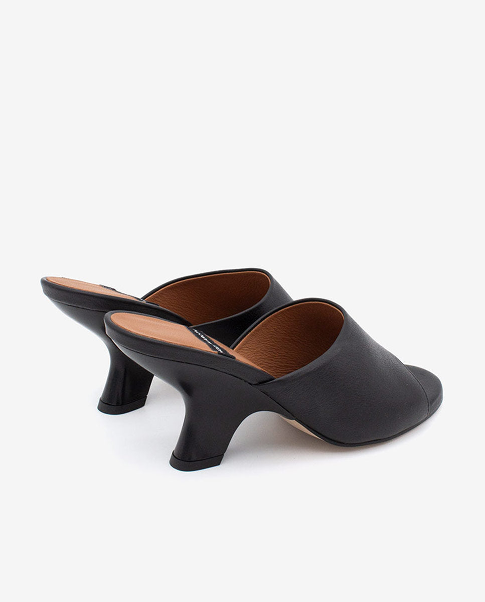 LILY - Mules con tacón de diseño de piel – negro – Talla 37 – Ángel Alarcón