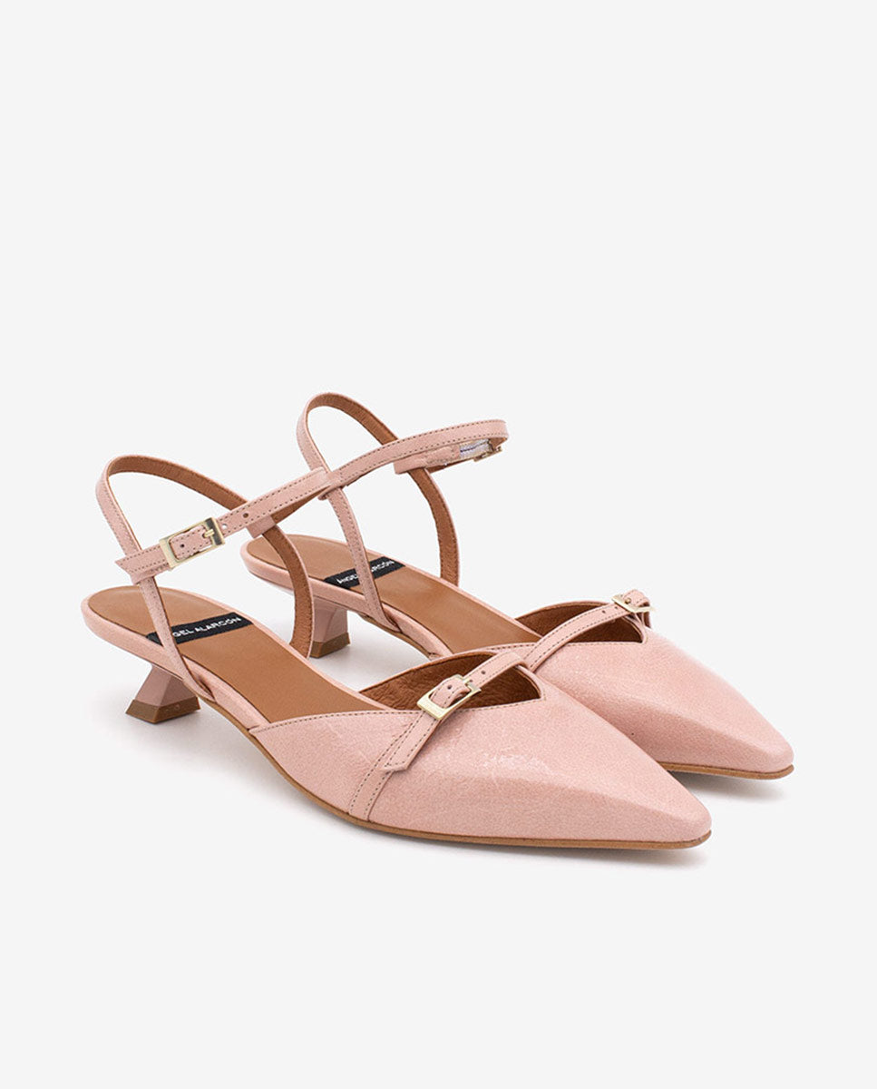 AMANDINE - Zapatos de salón sujetos al tobillo de tacón bajo de piel texturizada – Talla 40 – Ángel Alarcón