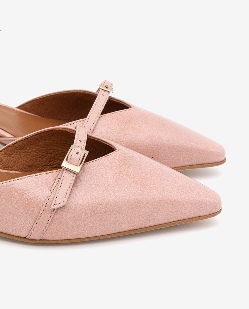 AMANDINE - Zapatos de salón sujetos al tobillo de tacón bajo de piel texturizada – Ángel Alarcón