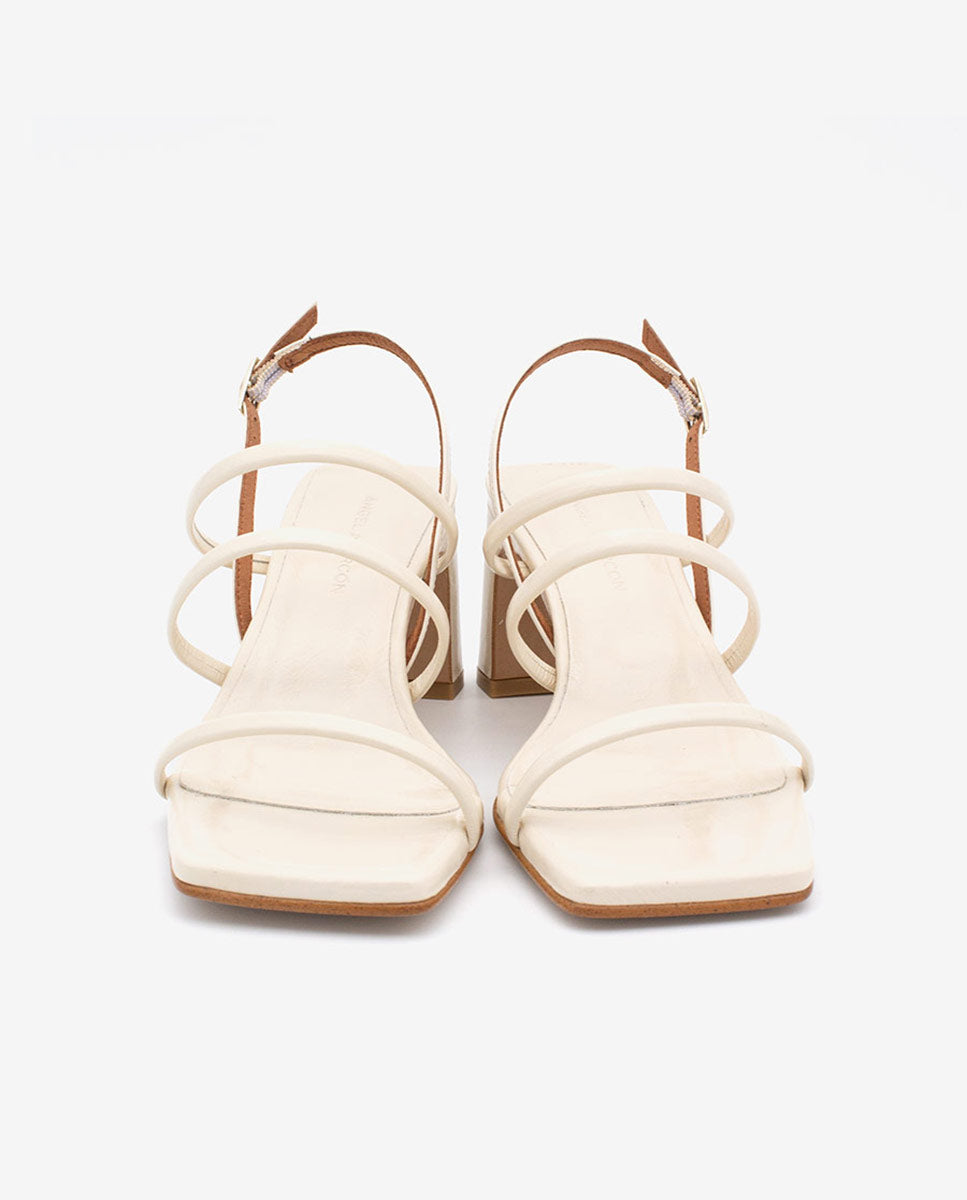 FABIENNE - Sandalia de tiras con tacón en piel texturizada – beige – Talla 39 – Ángel Alarcón
