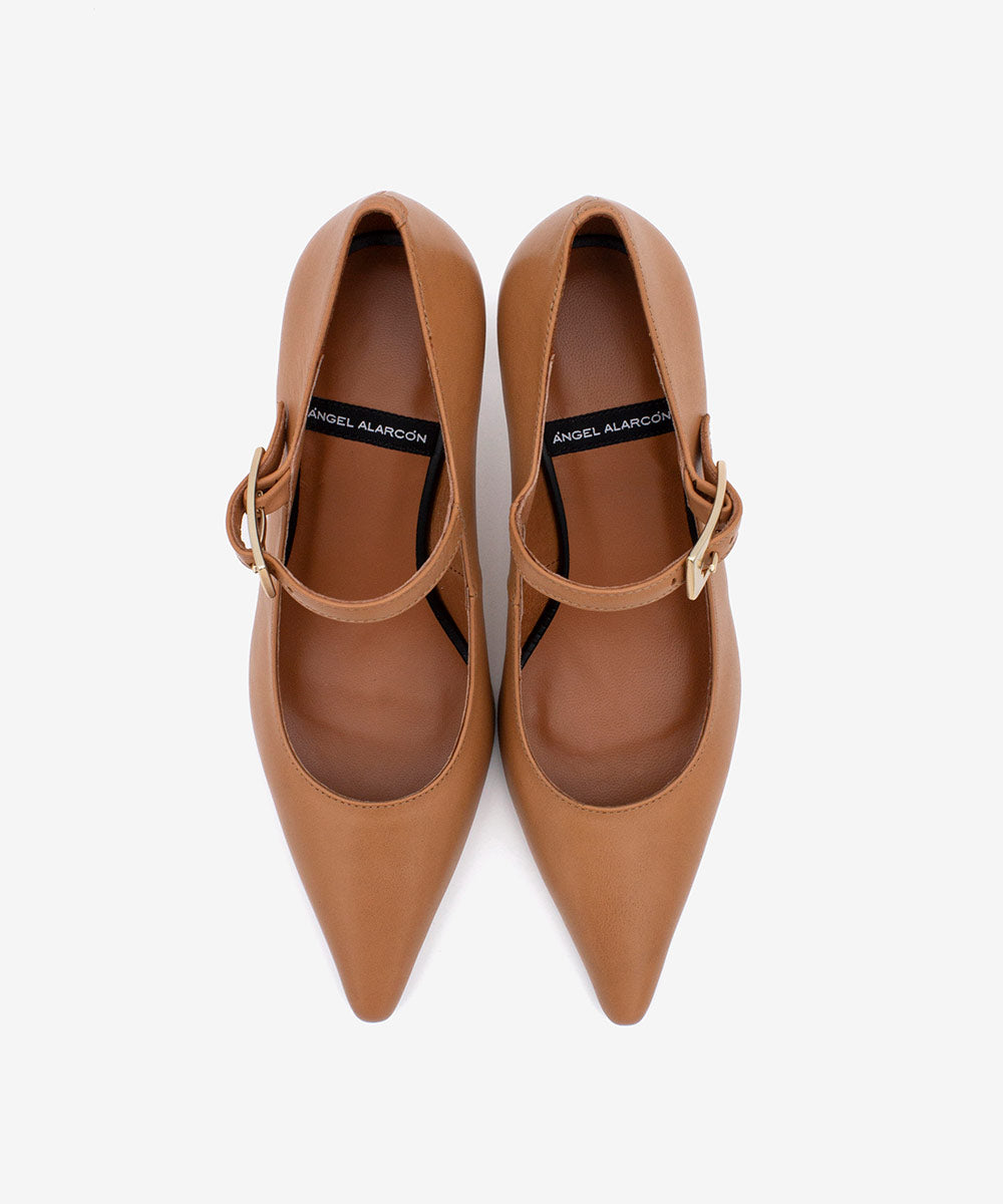 MELIE – Merceditas stiletto con tacón fino – camel – Talla 40 – Ángel Alarcón