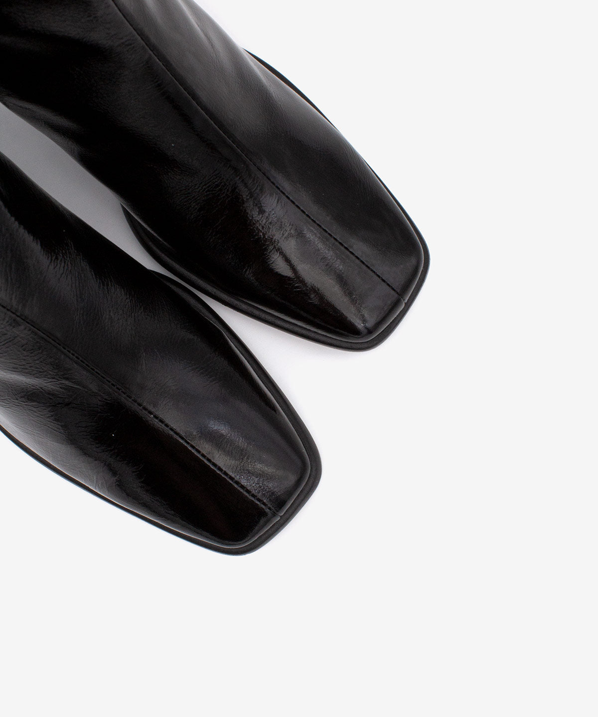 DREMIA – Botín de mujer con tacón ancho de piel brillante – negro – Talla 37 – Ángel Alarcón