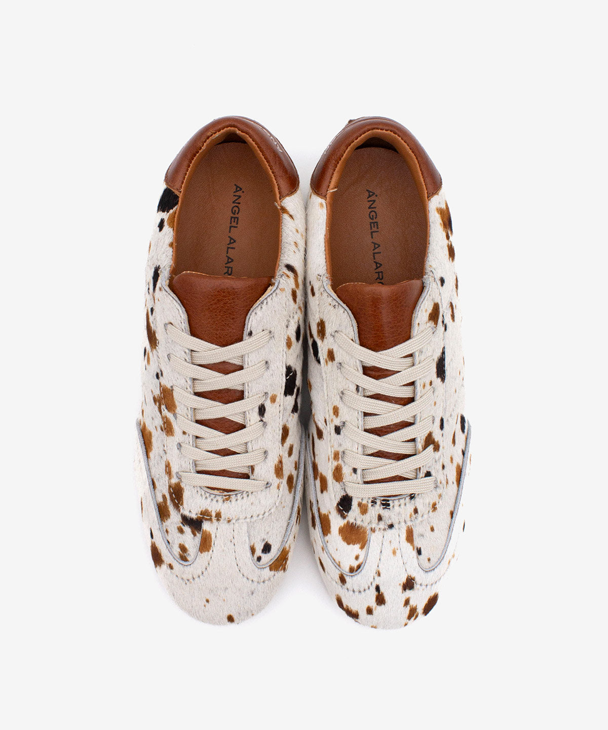 KESIA - Sneakers de mujer cómodos y elegantes de pelo print vaquita – Talla 40 – Ángel Alarcón