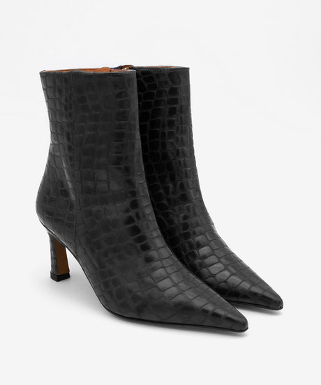 ZAIRA – Botín de mujer con tacón fino en piel print croco – negro – Talla 40 – Ángel Alarcón