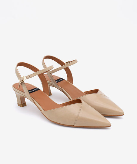 SERENA – Salón destalonado con pulsera al tobillo de piel texturizada – beige – Talla 37 – Ángel Alarcón