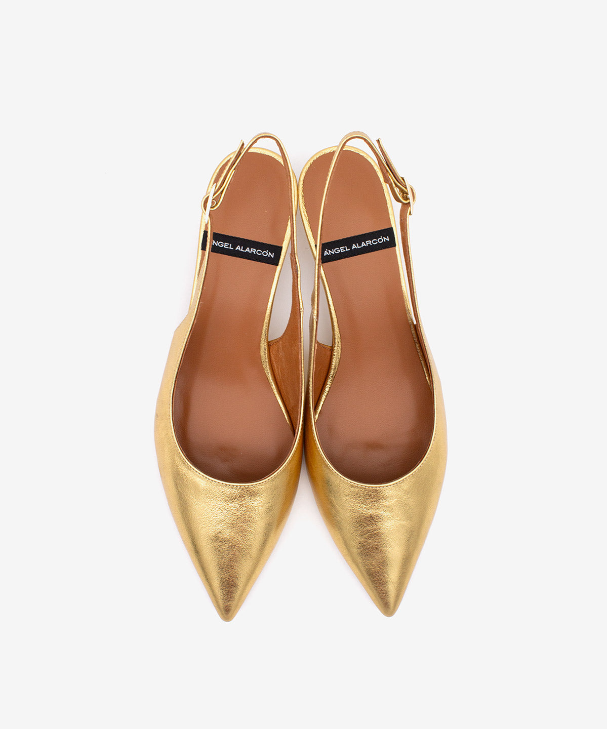 SUZANNE – Salón destalonado con tacón bajo de piel metalizada – oro – Talla 37 – Ángel Alarcón
