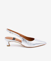 SUZANNE – Salón destalonado con tacón bajo de piel metalizada – plata – Talla 37 – Ángel Alarcón