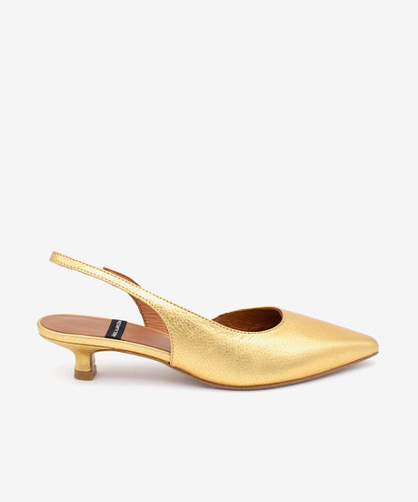 FABIANA – Salón destalonado con tacón bajo de piel metalizada – oro – Talla 37 – Ángel Alarcón