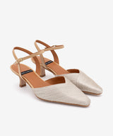 EMILIA – Salón con talón descubierto sujeto al tobillo con tacón bajo – beige – Talla 37 – Ángel Alarcón