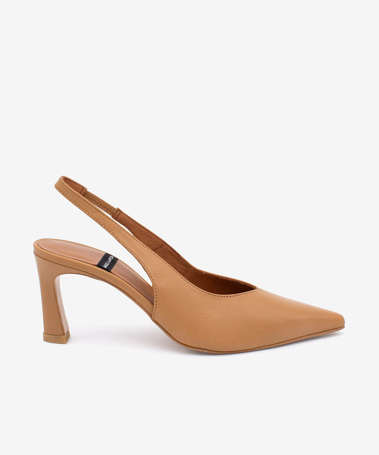 NARA – Stiletto destalonado con tacón alto de piel suave – camel – Talla 36 – Ángel Alarcón
