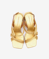 AURORA – Sandalia de tiras acolchadas con tacón ancho de piel metalizada – oro – Talla 38 – Ángel Alarcón