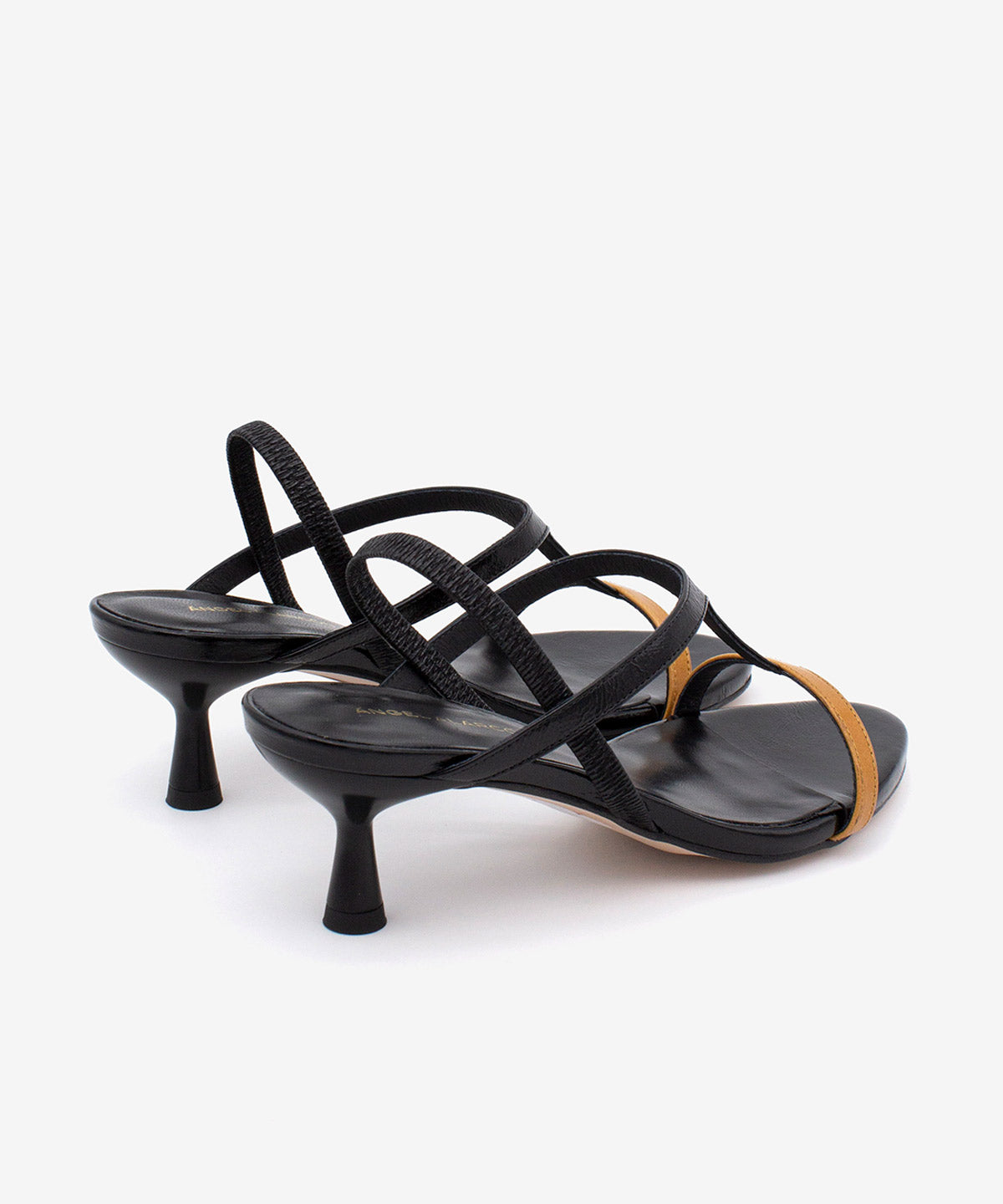CINZA – Sandalia elegante de tacón fino medio en negro y cuero - Zapatos Negros - Zapatos de mujer Ángel Alarcón - Women Shoes 2026