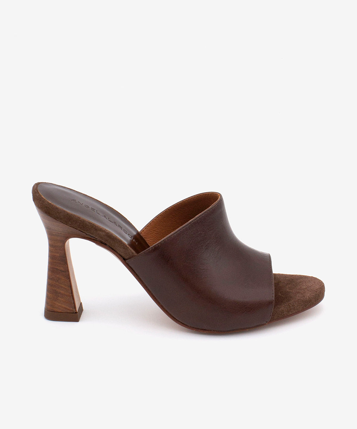 ALMAU – Mules de vestir elegantes con tacón alto de piel texturizada – marrón – Talla 35 – Ángel Alarcón