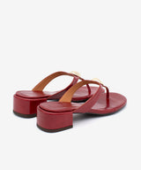 ZELMA – Sandalia de dedo de tacón bajo de piel texturizada - Zapatos Negros - Zapatos de mujer Ángel Alarcón - Women Shoes 2026