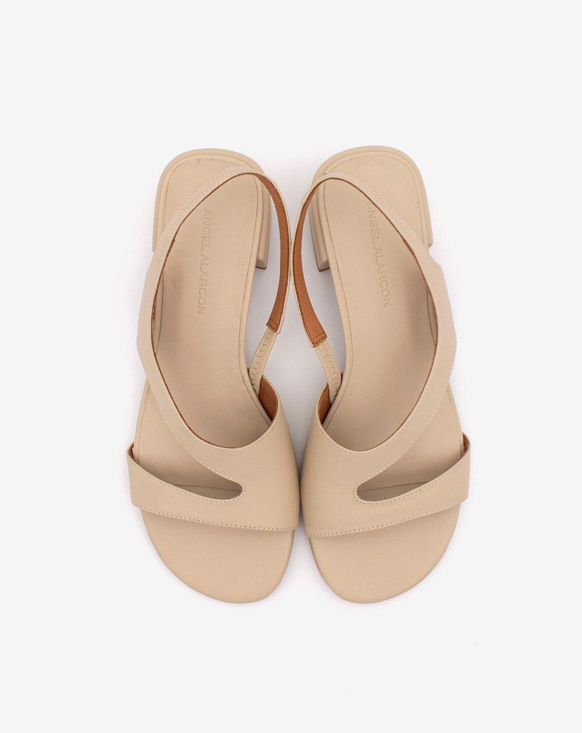 BASILIA – Sandalia de piel cómoda - Zapatos Negros - Zapatos de mujer Ángel Alarcón - Women Shoes 2026