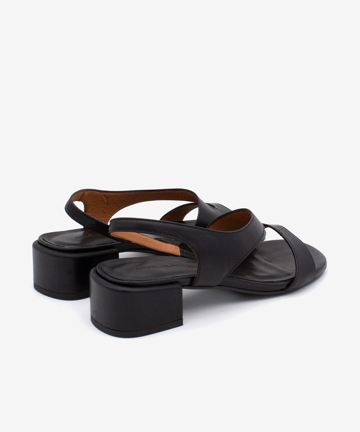 BASILIA – Sandalia de piel cómoda - Zapatos Negros - Zapatos de mujer Ángel Alarcón - Women Shoes 2026