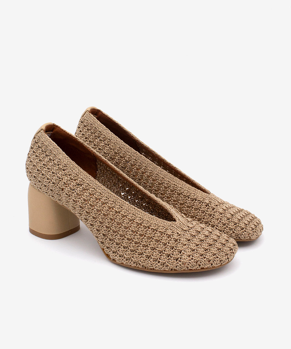 ESTER – Salón de mujer de trenzado elástico con tacón cómodo y piel - Zapatos color camel - Zapatos de mujer Ángel Alarcón - Women Shoes 2026