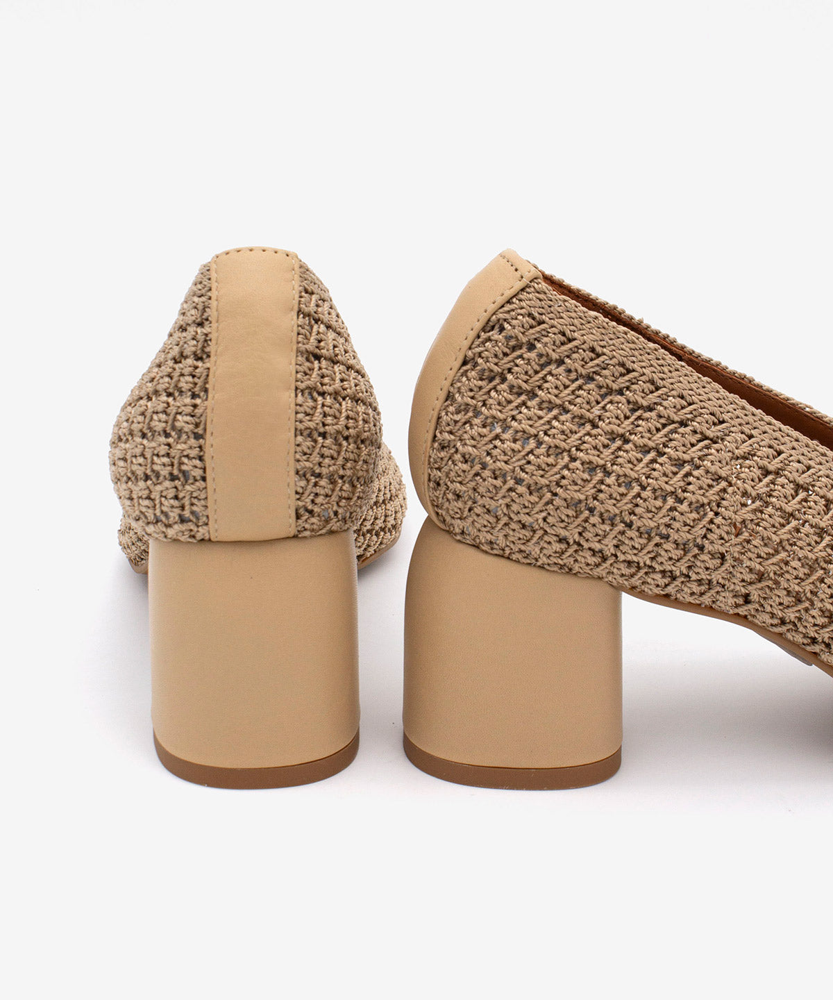 ESTER – Salón de mujer de trenzado elástico con tacón cómodo y piel - Zapatos color camel - Zapatos de mujer Ángel Alarcón - Women Shoes 2026