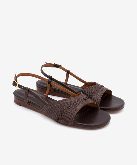 ALISA - Sandalias de mujer planas de piel con rafia para el verano - Zapatos m. oscuro - Zapatos de mujer Ángel Alarcón - Women Shoes 2026