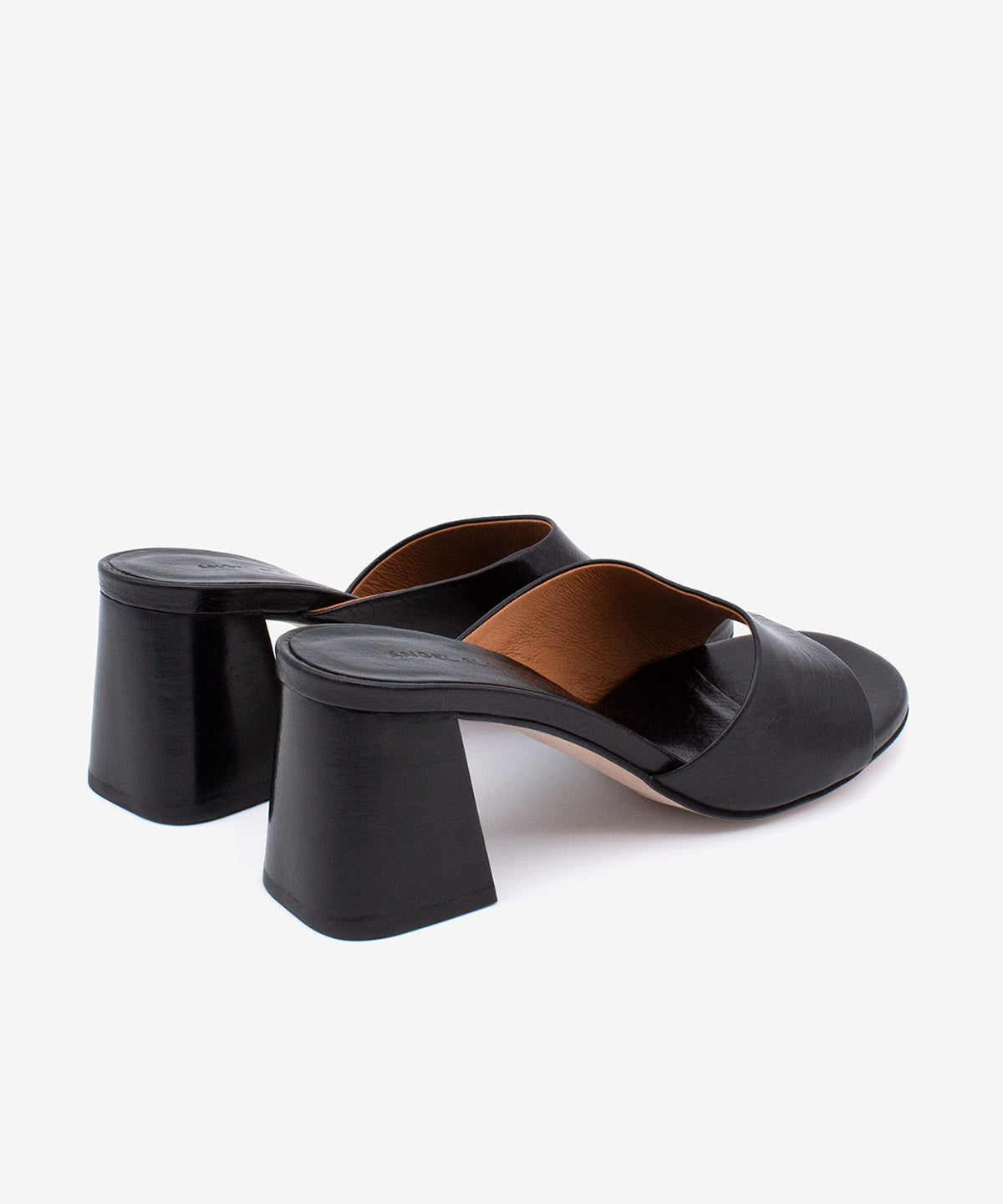 PATRIZIA – Mule de piel natura con tacón alto ancho efecto madera – negro – Talla 39 – Ángel Alarcón