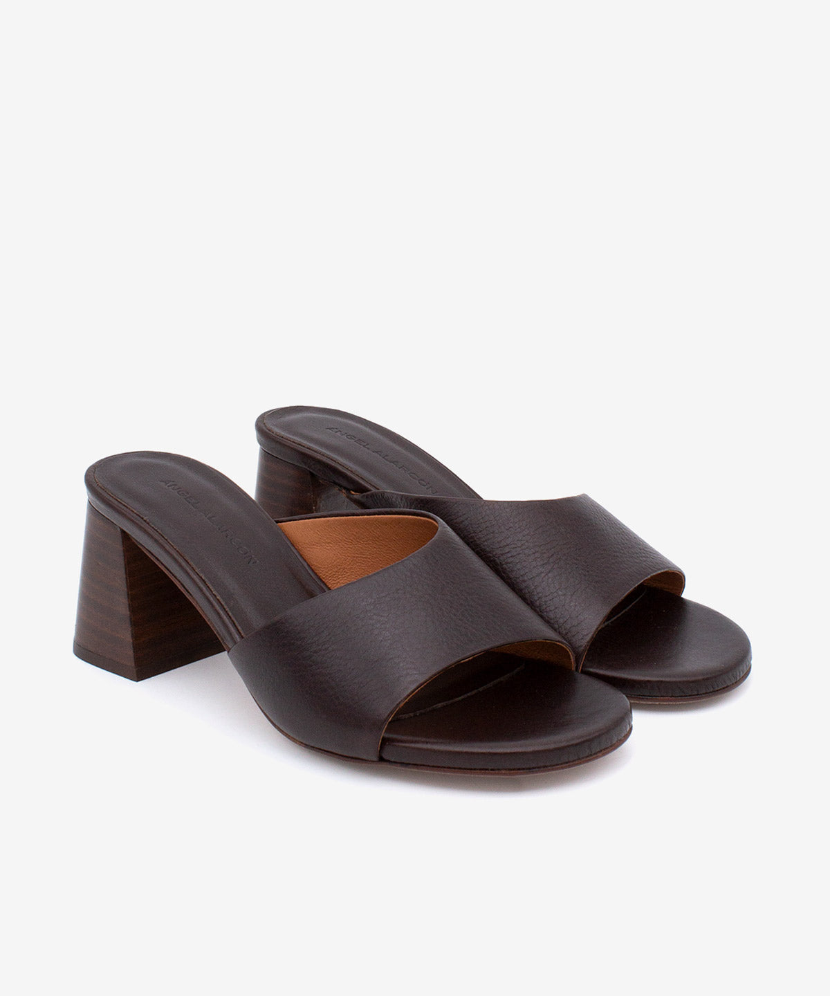 PATRIZIA – Mule de piel natura con tacón alto ancho efecto madera – marrón oscuro – Talla 36 – Ángel Alarcón