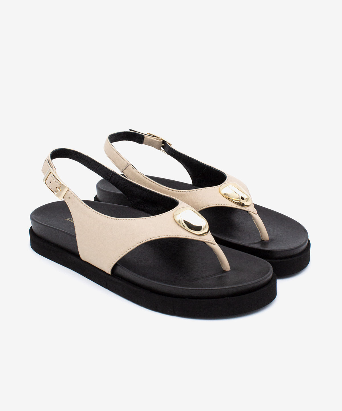 TERESA – Sandalia de dedo plana con suela EVA - Zapatos color cuero - Zapatos de mujer Ángel Alarcón - Women Shoes 2026