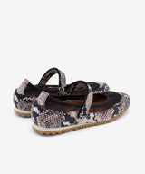 GINNA – Merceditas sneakerinas modernas y cómodas de piel print snake – negro – Talla 37 – Ángel Alarcón