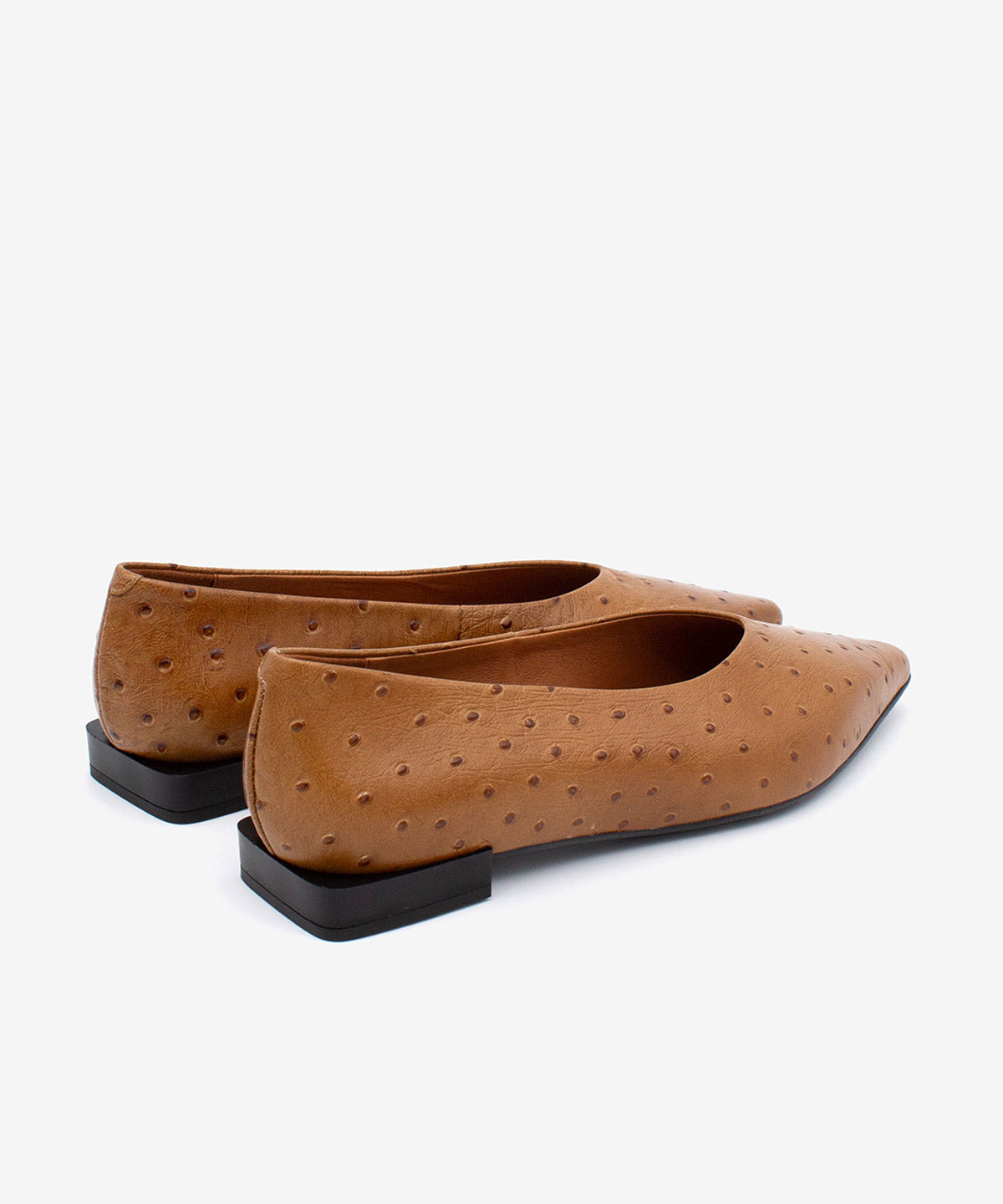 NAYU - Bailarina de puntera fina básicas de piel print avestruz - Zapatos color camel - Zapatos de mujer Ángel Alarcón - Women Shoes 2026