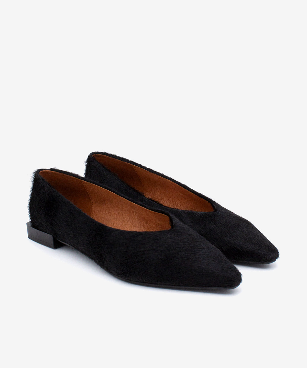 NAYU - Bailarina de puntera fina básicas de pelo poni - Zapatos Negros - Zapatos de mujer Ángel Alarcón - Women Shoes 2026