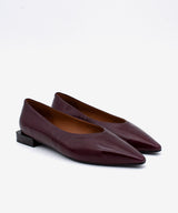 NAYU - Bailarina de puntera fina con piel texturizada brillante - Zapatos morados - Zapatos de mujer Ángel Alarcón - Women Shoes 2026