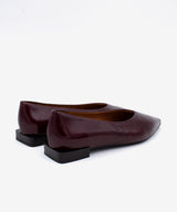 NAYU - Bailarina de puntera fina con piel texturizada brillante - Zapatos morados - Zapatos de mujer Ángel Alarcón - Women Shoes 2026