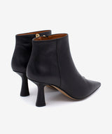 KAYLA - Botín de tacón alto con puntera fina en piel lisa - Zapatos Negros - Zapatos de mujer Ángel Alarcón - Women Shoes 2026